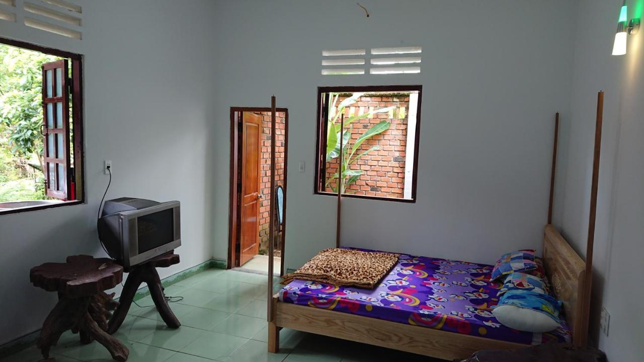 Vuonthuguesthousegarden Kon Tum Exterior photo